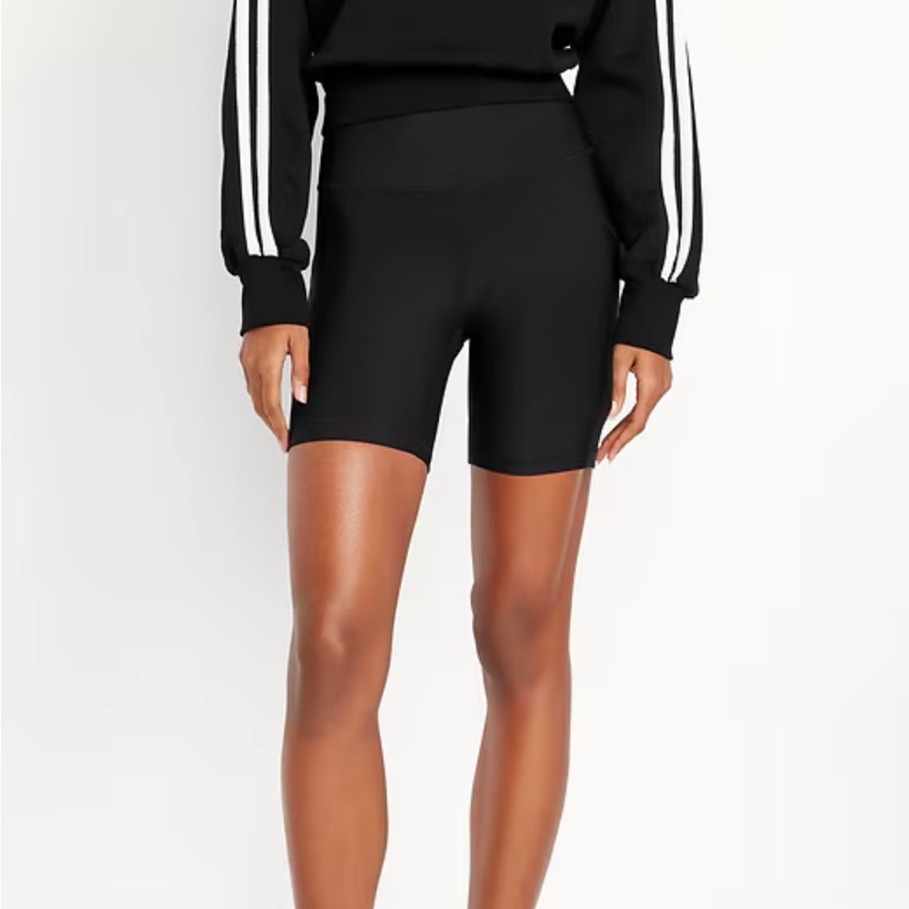 OLD NAVY DRI FIT BIKE SHORTS